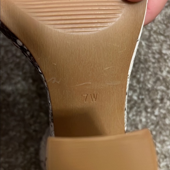 High heels - Picture 4 of 7